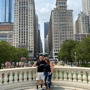 Meet your Posher, Yoli